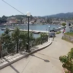 Bayside House *