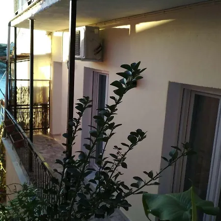Bayside House Apartman