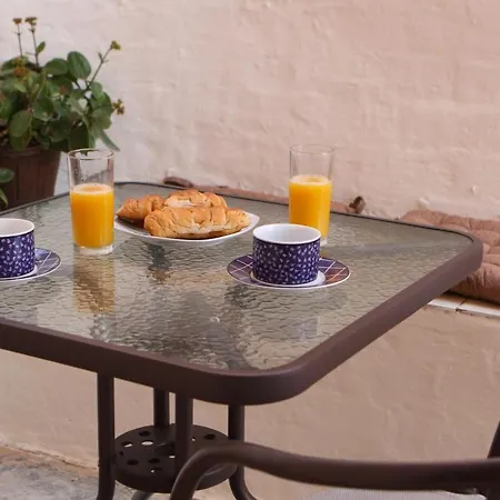 Bayside House 公寓 *