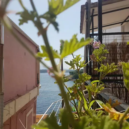 Bayside House דירה